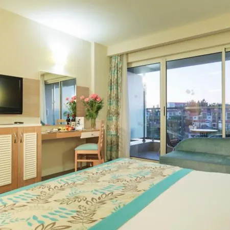 Sunrise Queen Luxury Üdülőközpont Side